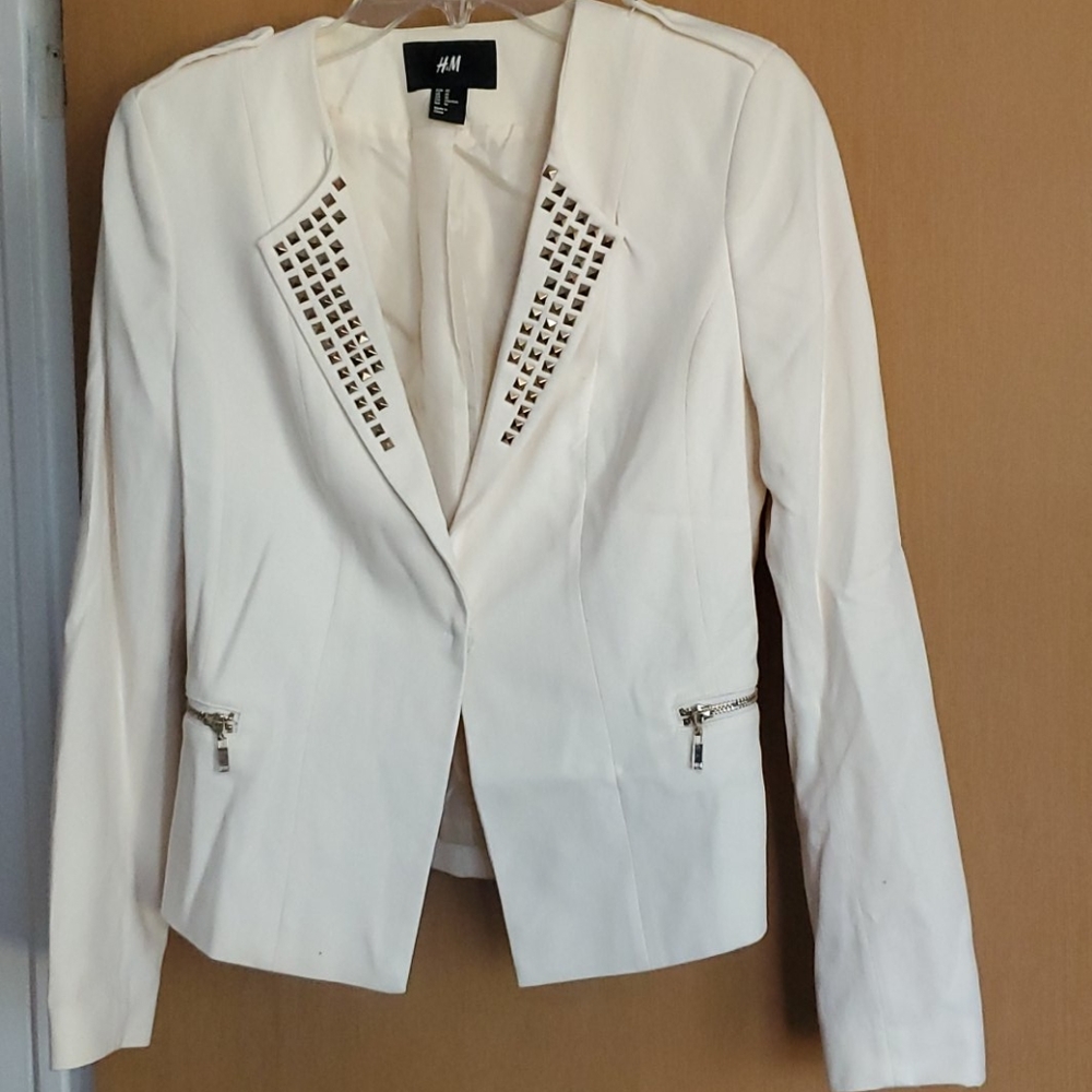 Off-white Blazer with accented lapel Size 10/M